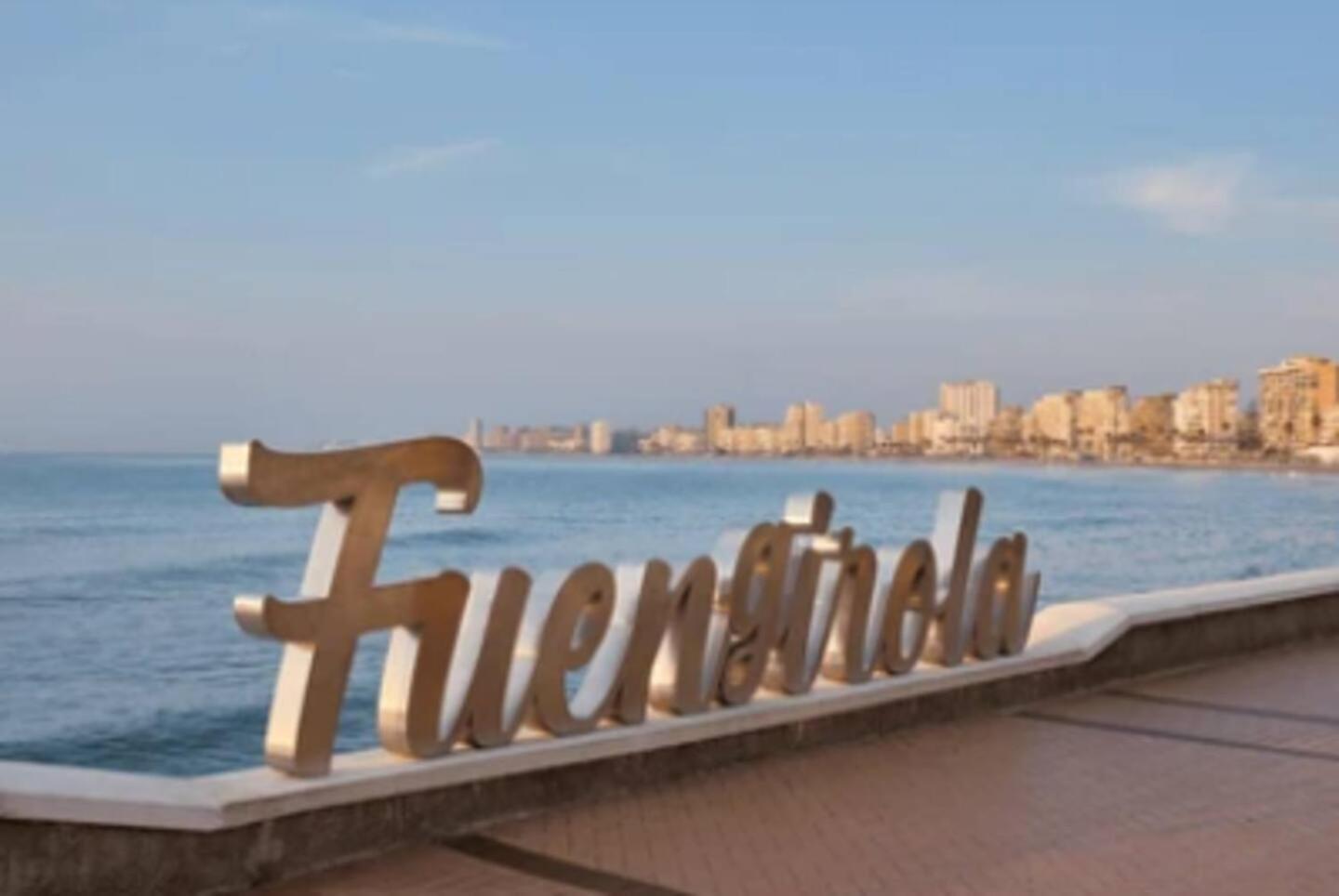 Happy Travel Jasmine Higueron Fuengirola Exterior foto
