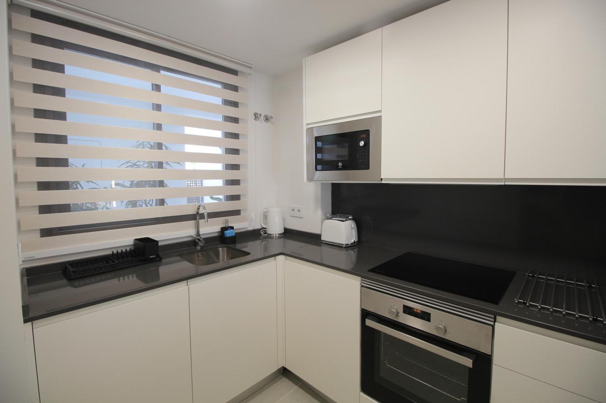Happy Travel Jasmine Higueron Fuengirola Exterior foto